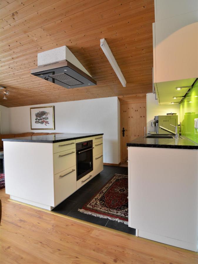 Ferienwohnung Tgesa Zundregn Savognin Exterior foto