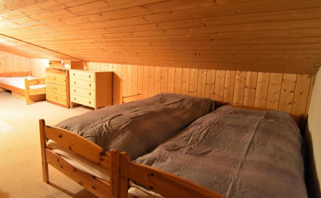 Ferienwohnung Tgesa Zundregn Savognin Exterior foto